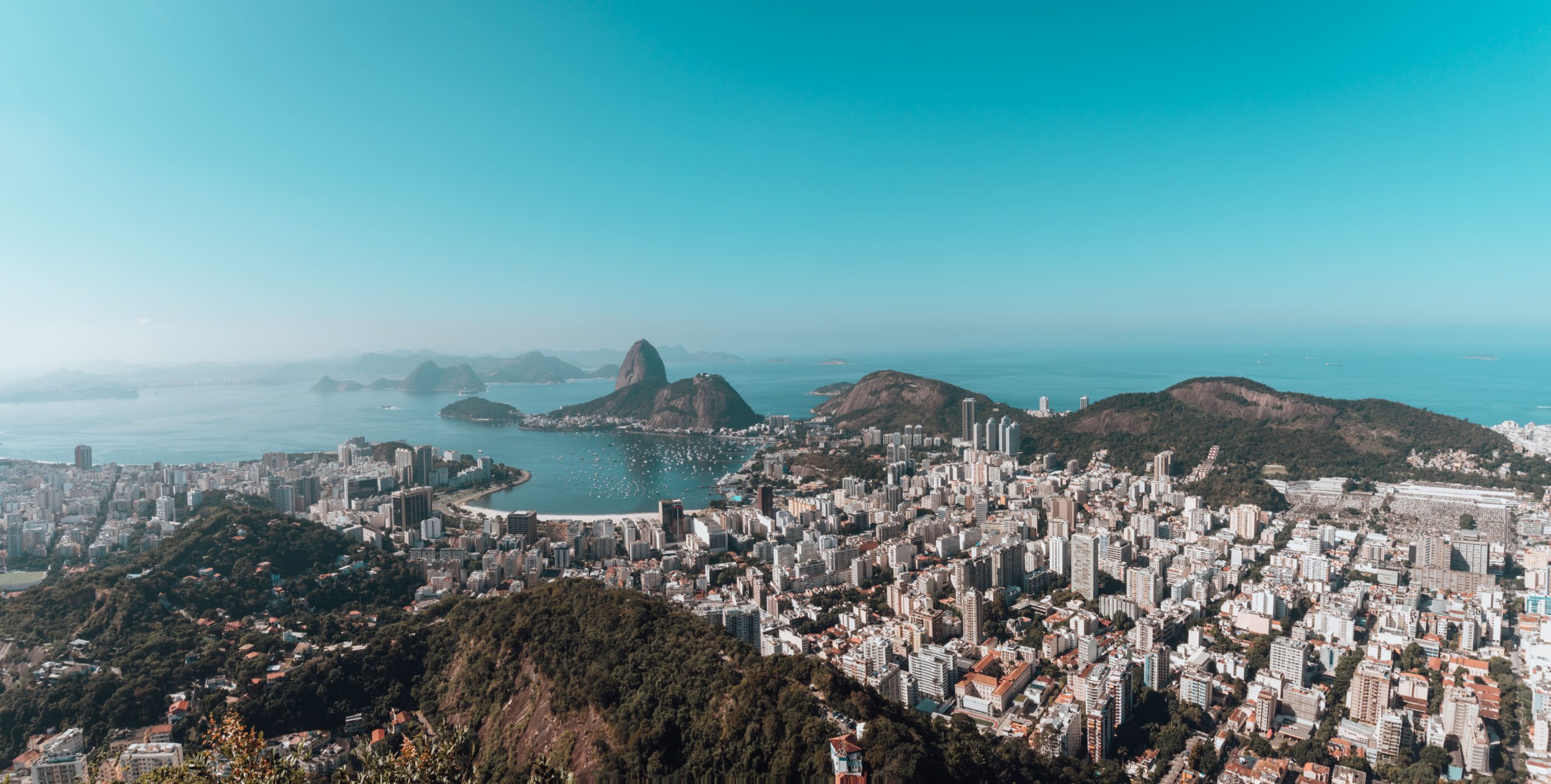 Mostrar a amplitude de imoveis no Rio de Janeiro